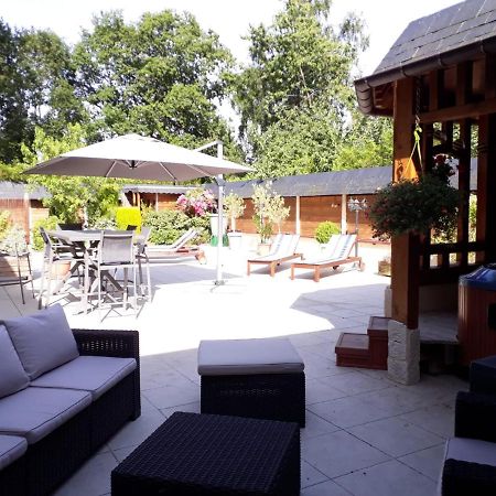 Le Jardin Des Roses Gerponville Exterior foto